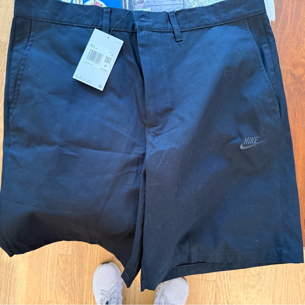 Nike Men’s Black Flat Front golf Shorts size 34 with 8” inseam